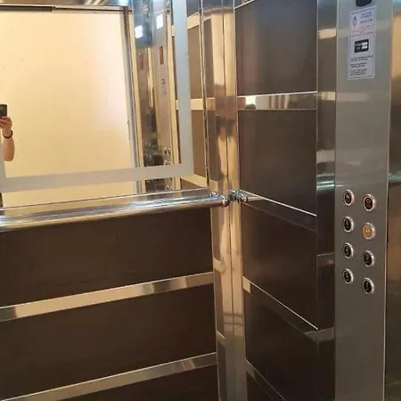 Hermes Borsh Apartment *