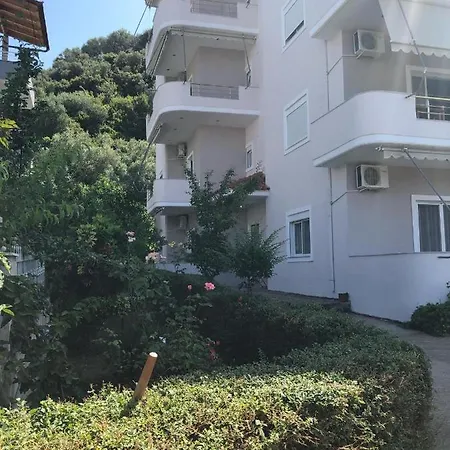 Hermes Borsh Apartmán *